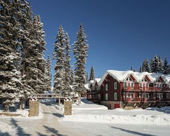 Paradise Lodge and Bungalows - Lake Louise