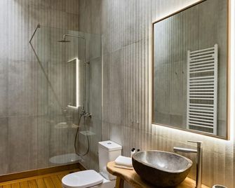 Eramai - Patrás - Baño