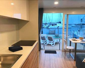 Floating Resort Rimini - Rimini - Cuisine