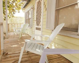 Beaufort Harbour Suites East Lodge - Beaufort - Patio