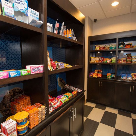 Shop view of Hampton Inn & Suites Oklahoma City Airport