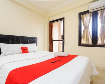 RedDoorz Near Gor Popki - Yakarta - Habitación