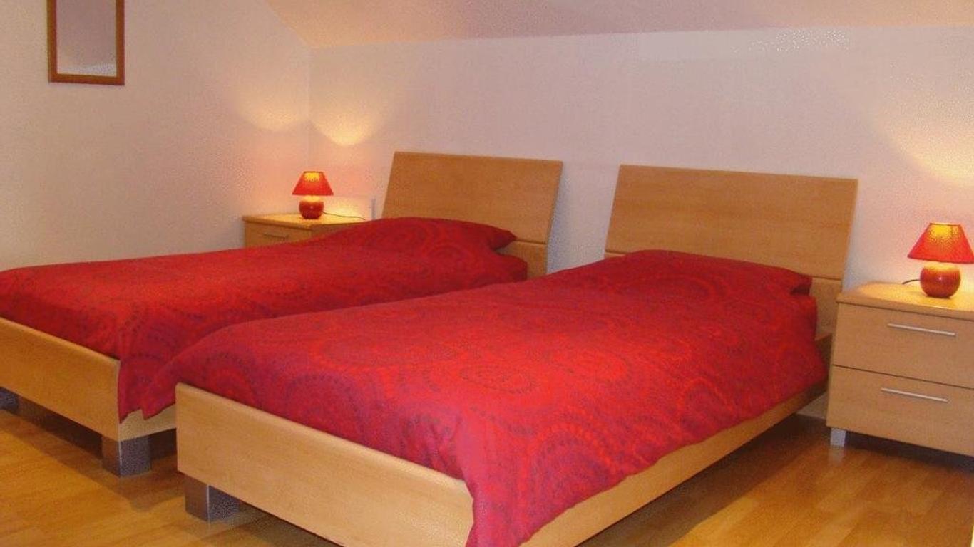 B&B Woodside