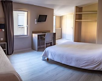 Hotel De La Gare - Châteauroux - Slaapkamer