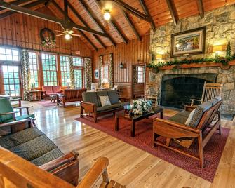 Pennyrile Forest State Resort Park - Dawson Springs - Living room