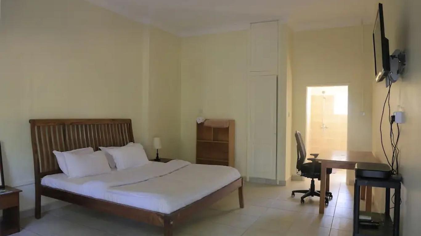 Entebbe Palm Hotel
