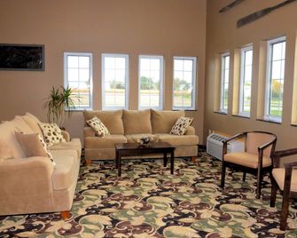 Cobblestone Inn And Suites - Lake View - Lake View - Sala de estar