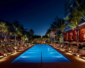 Edition Miami Beach - מיאמי ביץ' - בריכה