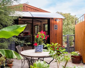 Le Petit Palais du Port - Portarlington - Patio