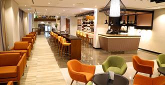 Hilton Garden Inn Nairobi Airport - Nairobi - Lounge