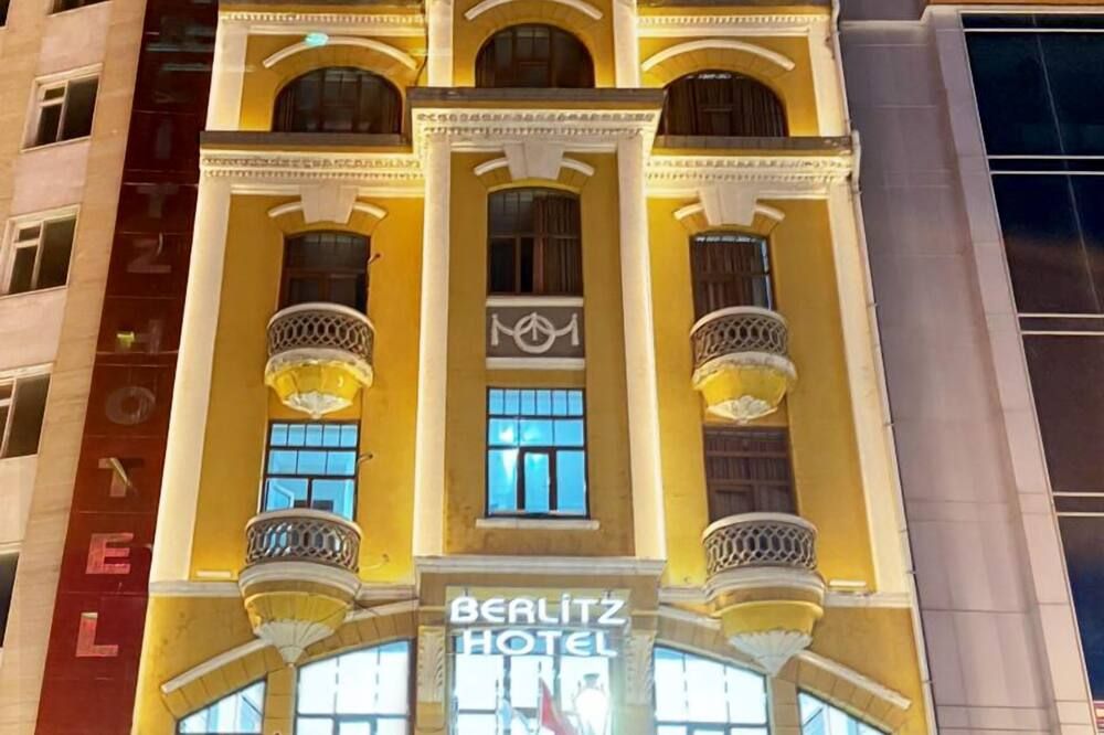 Berlitz Hotel - Angora - Edificio