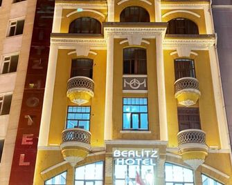 Berlitz Hotel - Angora - Edificio
