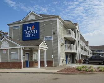 Intown Suites Extended Stay Dallas Tx - Park Central - Dallas - Edificio