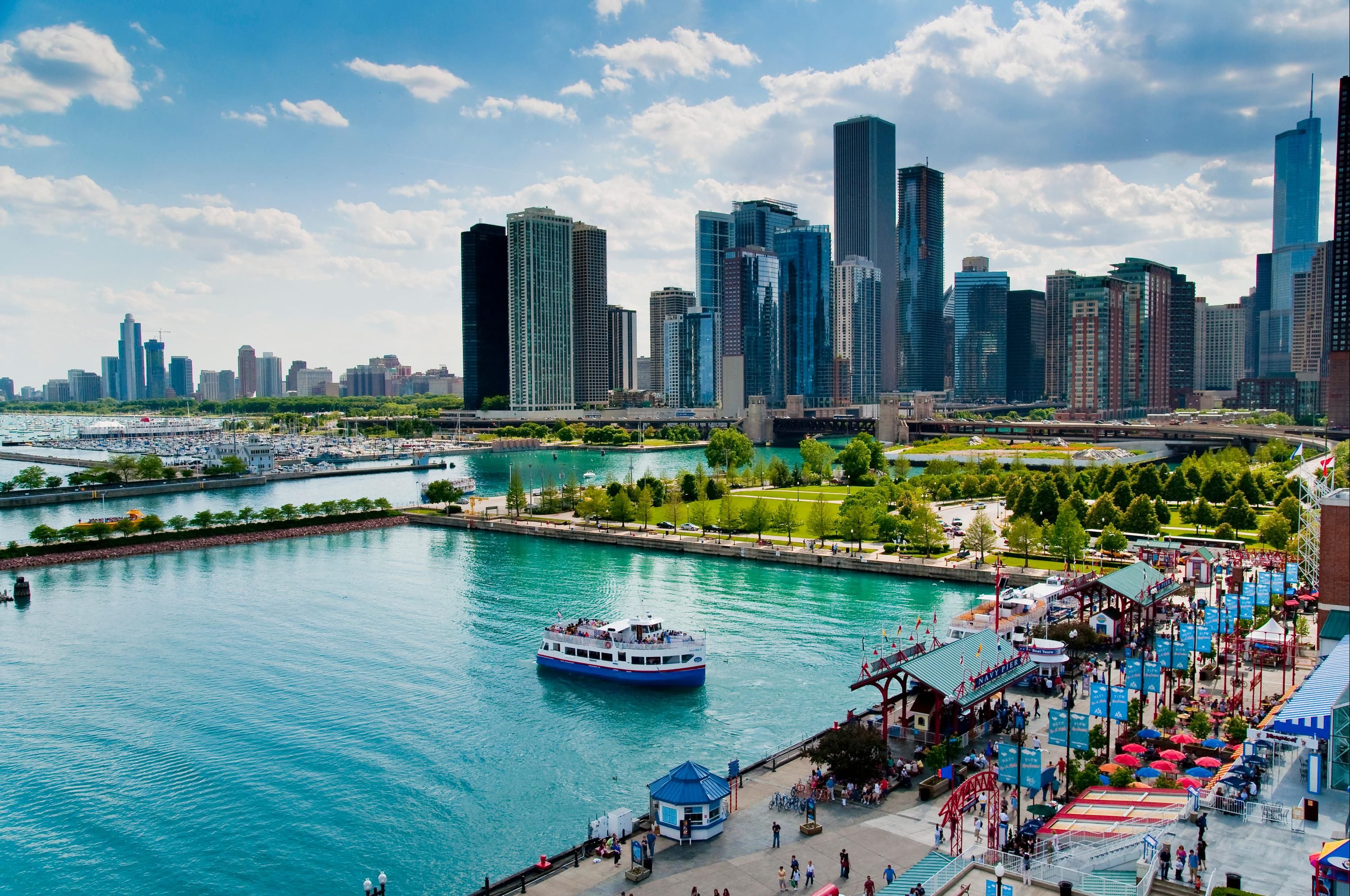 Holiday Inn & Suites Chicago-Downtown By IHG thumbnail 3