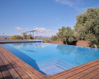Hotel Spa Villa Nazules - Almonacid de Toledo - Piscina