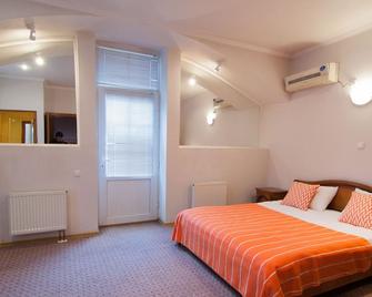 Fortuna Hotel - Chisinau - Bedroom