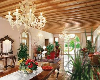 Villa Busta Hotel - Montebelluna - Lobby