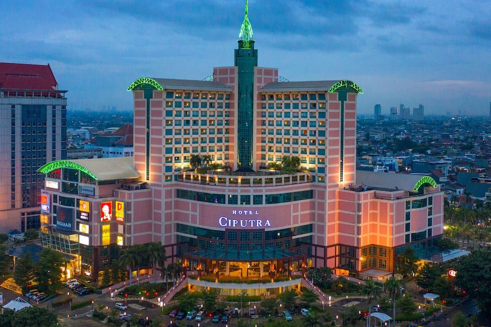 Hotel Ciputra Jakarta - ג'קרטה - בניין