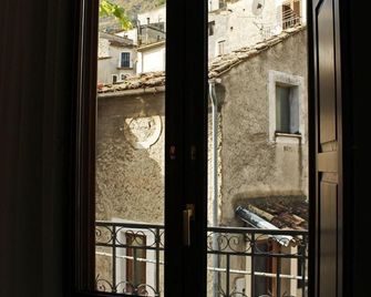 Albergo Meruo - Morano Calabro - Balcón