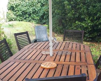 Les Pucines T2 bas de villa - Six-Fours-les-Plages - Patio