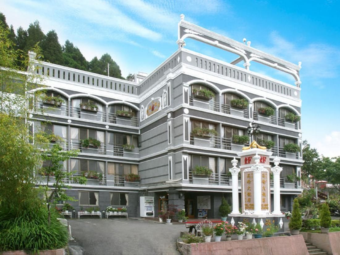 Ali-Shan Kaofeng Hotel