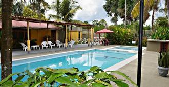Finca Hotel Yakuruna - Leticia - Pool