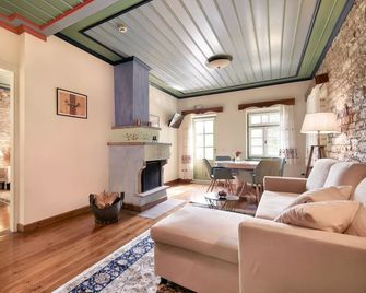 Ameliko Zagori - Ano Pedina - Living room