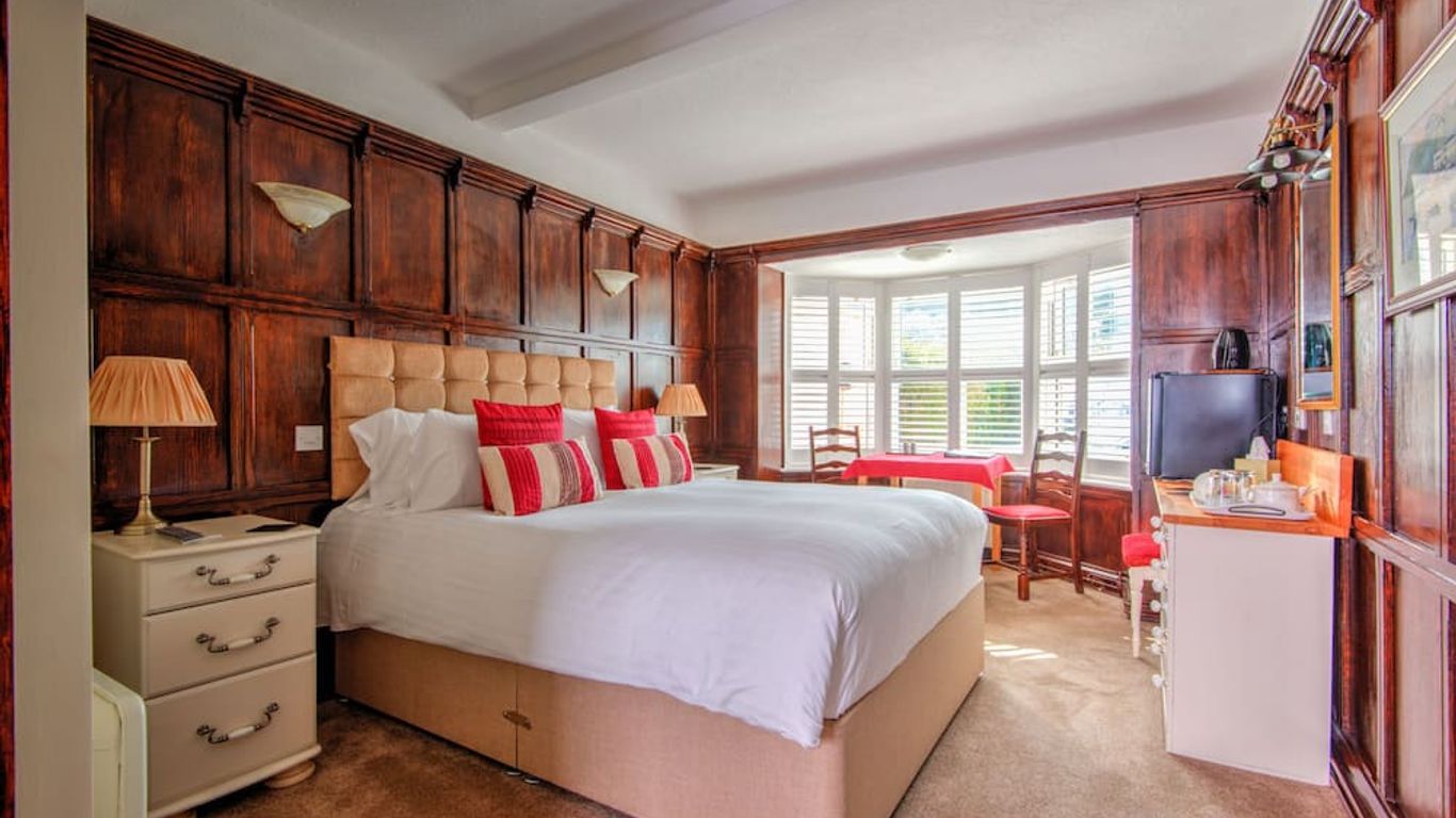 Potters Mooring Guest House