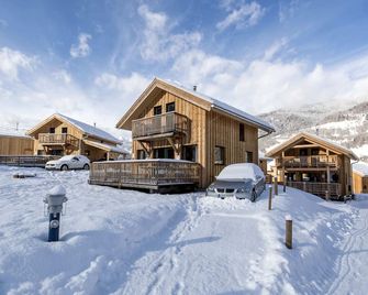 Modern Wooden Chalet in Sankt Georgen ob Murau with Hot Tub - Saint Lorenzen Ob Murau - Bâtiment