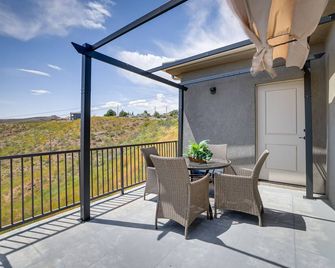 Toquerville Home with Mtn Views, Near State Parks! - Toquerville - Balcón