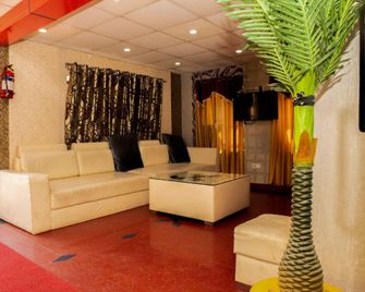 Hotel Lal Kothi Pahalgam - Pahalgam - Lobby