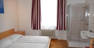 Hotel 'Wilder Mann' - Linz - Bedroom