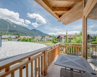 Alpenparks Chalet & Apartment Alpina Seefeld - Seefeld - Balcone