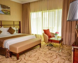 Al Salam Grand Hotel - Sharjah - Bedroom