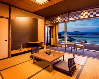 Yukai Resort Premium Shirahama Gyoen - Shirahama - Bedroom