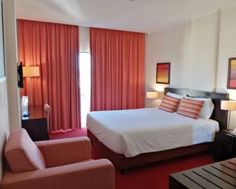 Hotel Monaco - Φάρο