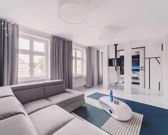 Kosmos 9 - Apartament Orbita by Rentoom - Toruń - Pokój dzienny