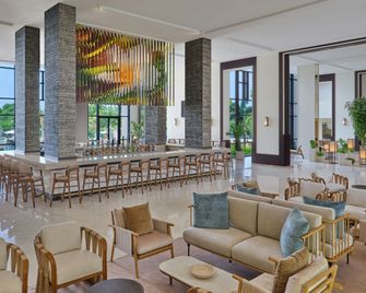The St. Regis Aruba Resort - Noord - Lounge