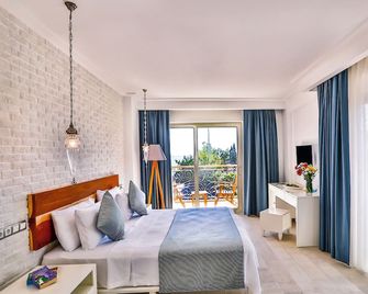 Arnna Hotel - קאס - חדר שינה