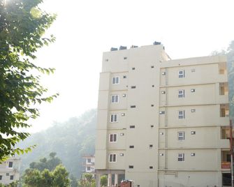 Hotel Aastha Height - Rishikesh - Näkymät ulkona