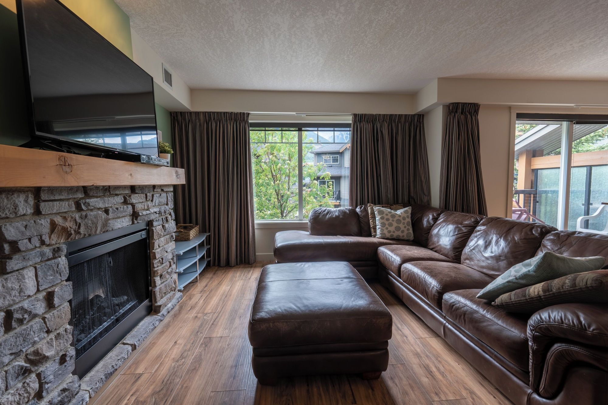 Copperstone Resort - Dead Man's Flats - Salon