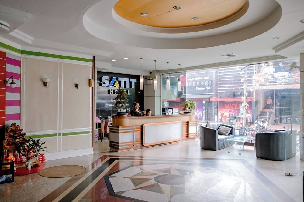 ساتيت هوتل