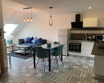 Escapade de charme - Vesoul - Essbereich