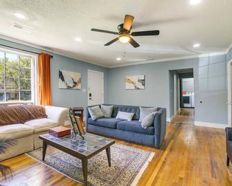 Clarksdale Home: Close to Music Festivals! - Clarksdale - Sala de estar