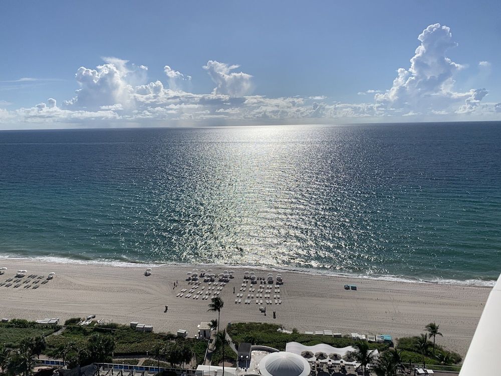 Luxurvacation - Beach Resort Direct Ocean Front View - Sunny Isles Beach - Plage