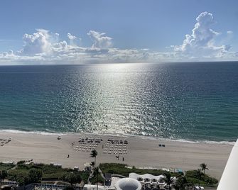 Luxurvacation - Beach Resort Direct Ocean Front View - Sunny Isles Beach - Plage