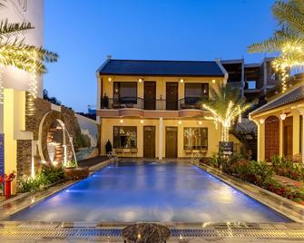 Tam Coc Center Luxury Hotel & Villa - Ninh Binh - Pool