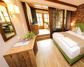 Hotel Kolmhof - Bad Kleinkirchheim