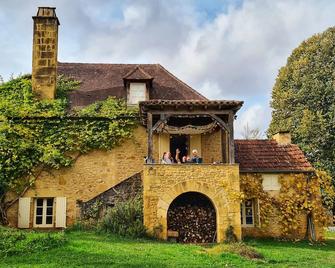 Aile Privée Dans Belle Demeure Pour 4 Personnes - Saint-Vincent-le-Paluel - Edificio