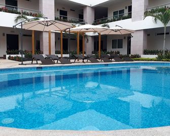 Luxury Hotel Inn - Peñita de Jaltemba - Pool